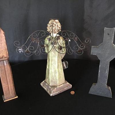 Grouping Religious Decor Lot 149