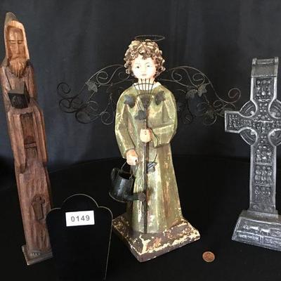 Grouping Religious Decor Lot 149