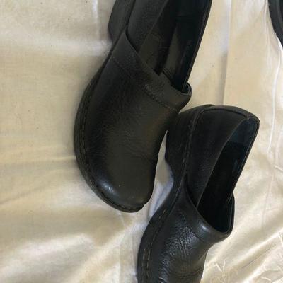 Lot of Three Pairs of Shoes Finn Born Bass lot 180
