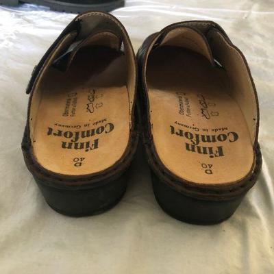 Lot of Three Pairs of Shoes Finn Born Bass lot 180