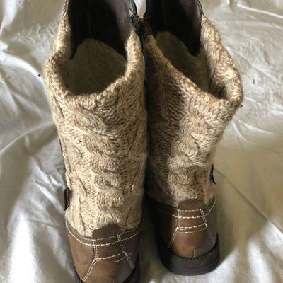 Lot of Three Ladies Boots Lot # 183