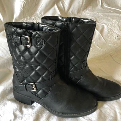 Lot of Three Ladies Boots Lot # 183