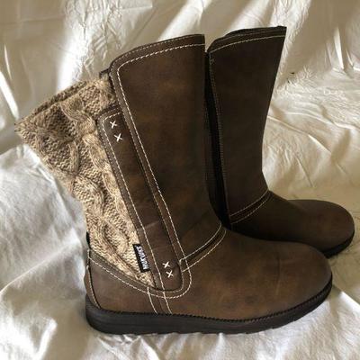 Lot of Three Ladies Boots Lot # 183