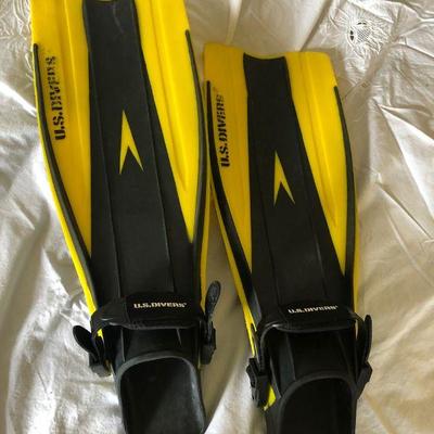 Lot 184B Flippers Mens/Ladies XL
