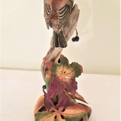 Lot #14  Vintage BOEHM porcelain Bird Figure - Chestnut Backed Chickadee