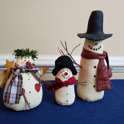 Lot 487: (3) Artist Signed Snowmen