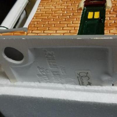Lot 494: Dept 56 Snow Village (2) Buildings