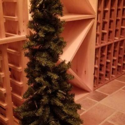 Lot 501: Christmas Tree Tested A++