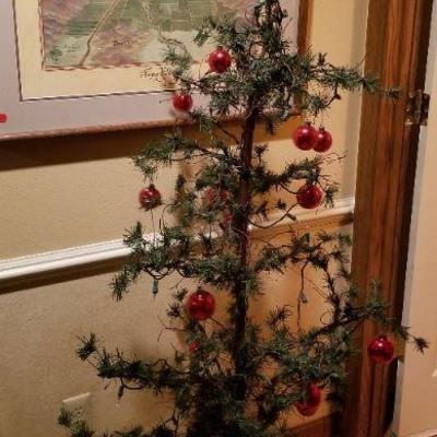 Lot 510: Christmas Tree with Red Bulbs