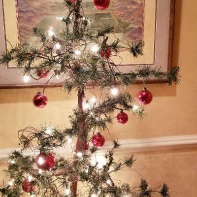 Lot 510: Christmas Tree with Red Bulbs