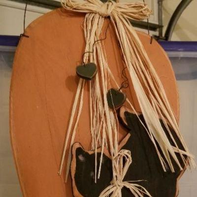 Lot 518: Chestnut Lane Pumpkin and Black Cat