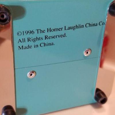 Lot 533: Vintage Inspired Napkin Dispenser by Homer Laughlin