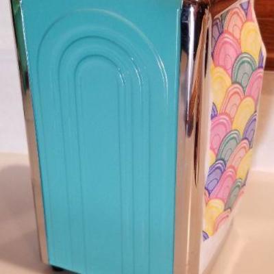 Lot 533: Vintage Inspired Napkin Dispenser by Homer Laughlin