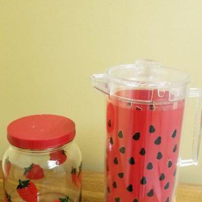 Lot 543: Watermelon-Strawberry Set