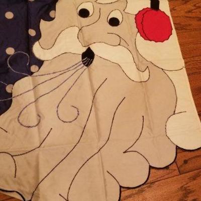 Lot 547: Vintage Outdoor Santa Flag