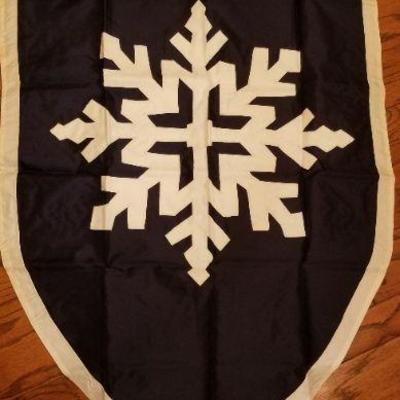 Lot 548: Vintage Black and White Snowflake flag