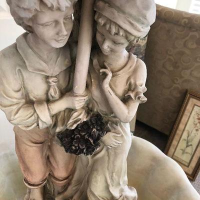 (#70 Resin LITE WEIGHT- FOUNTAIN  - Man and Woman with a Dog. 
