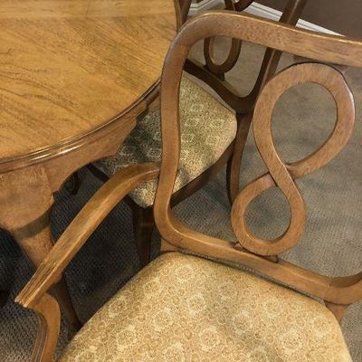#94 Pecan Dining Table with Leaf and 6 Chair