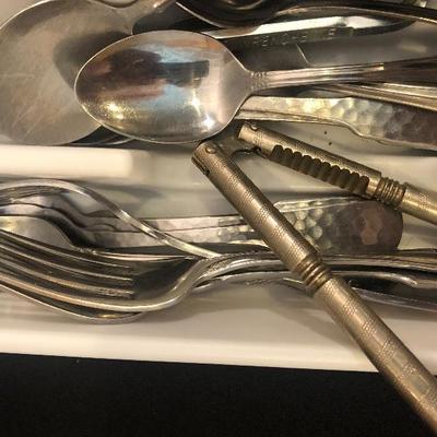 #119 Mixed lot of Silverware