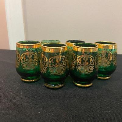 #122  (6) Green & Gold  Liquor glasses Made in Italy  