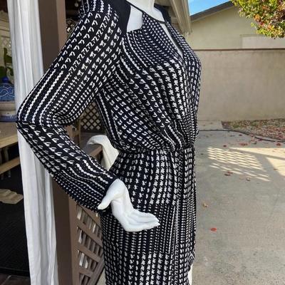 PARKER houndstooth black white SILK dress SIZE M