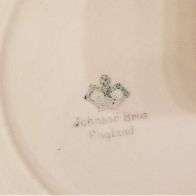 Lot #22  Dinner and Dessert Plates - Johnson Bros. (England) - pretty floral design