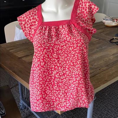 MARC JACOBS 100% silk top size XS