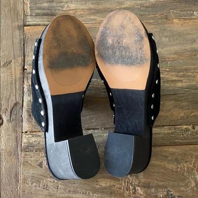 BANANA REPUBLIC black wooden suede clogs Size 8