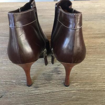 LAMBERTSON TRUEX brown leather ankle boot booties