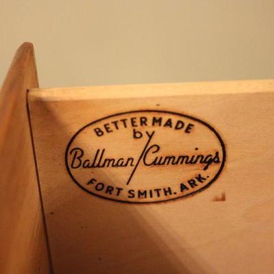 Lot 29 Ballman Cummings Dresser w/ Mirror