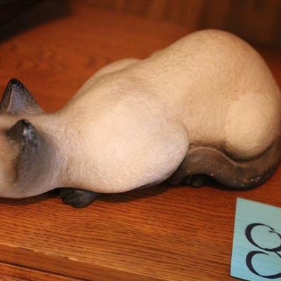 Lot 89 Signed Cat Pottery 1978
