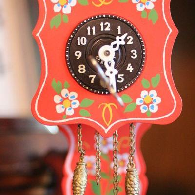 Lot 92 Clocks