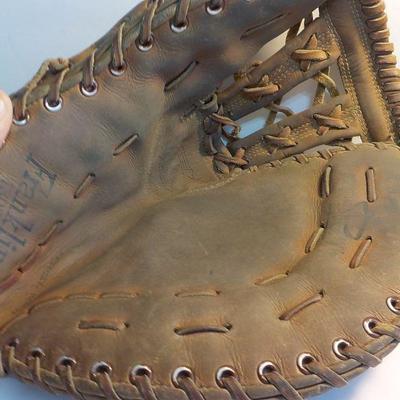 Franklin 1st basemans glove Pro model.