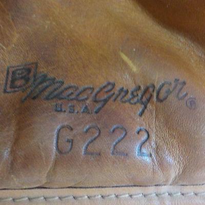 Mac  Gregor G222 pro model glove, Earl Torgeson..