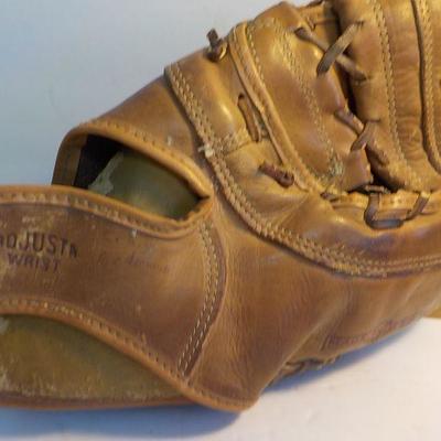 Mac  Gregor G222 pro model glove, Earl Torgeson..