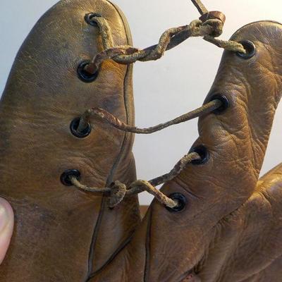 Vintage 1900's "Lefty" base ball glove.