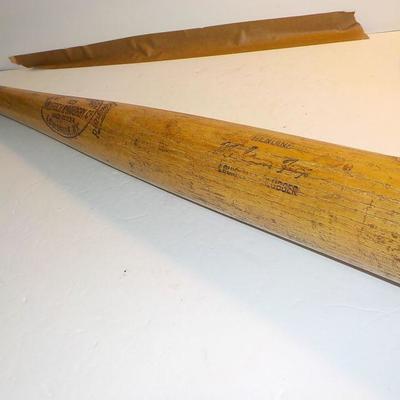 " Genuine Nelson Fox Louisville slugger baseball bat" Pro model.