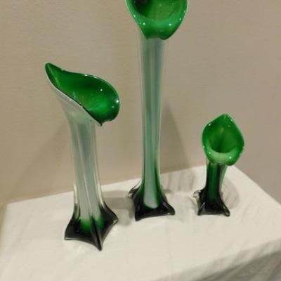 Set of Three Matching Jack in the Pulpit Green and White Vases 16