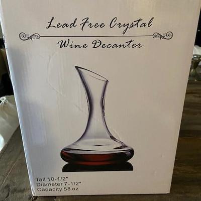 AMLONG CRYSTAL WINE DECANTER WITH 