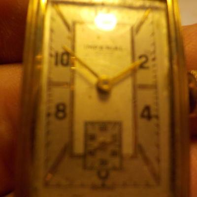 " Vintage Imperial Mens wrist watch"  roll gold plate 10k.