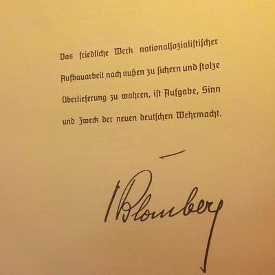 "Der Soldat im Neuen Reich" 1st edition book of WW2 german version. (signed copy)