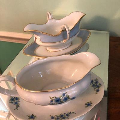 Gravy Boats - Set of 2