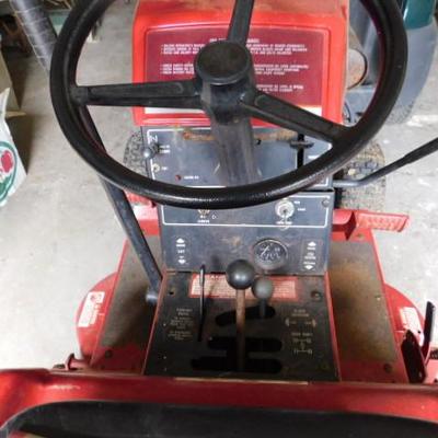 10 HP 8 Speed Wheel Horse Riding Mower with Kohler Engine