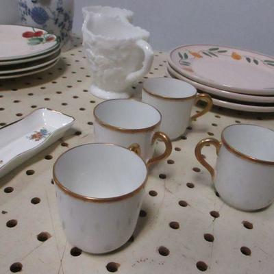 Lot 25 - Porcelain & Pottery Decor  - Limoges