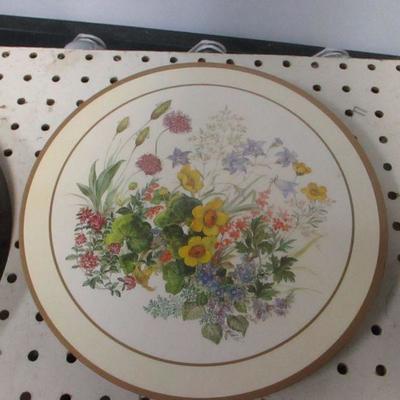 Lot 27 - Pimpernel England Round Placemats