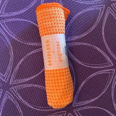 GAIAM yoga mat and Yoga towel (Skidless by Yogi Toes)