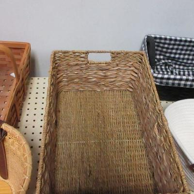 Lot 35 - Variety Of Baskets