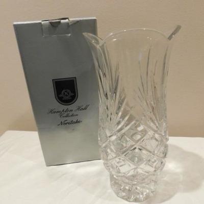 Lenox USA Crystal Vase with Box 10