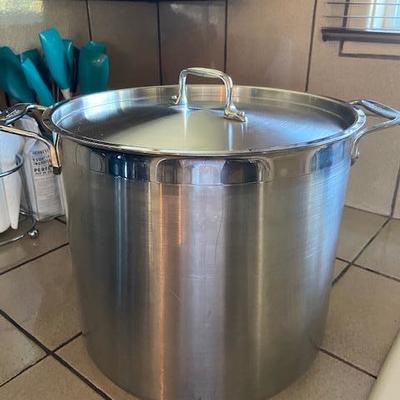 ALL-CLAD 16 quart STAINLESS STEEL STOCKPOT 