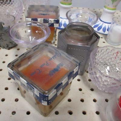 Lot 38 - Home Decor - Candle & Candle Holders